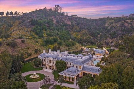 Rumah Marc Wahlberg Anthony Barcelo